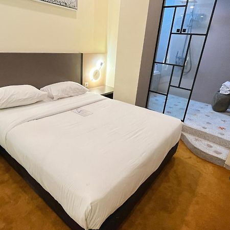 Oak Tree Urban Hotel Джакарта Екстер'єр фото