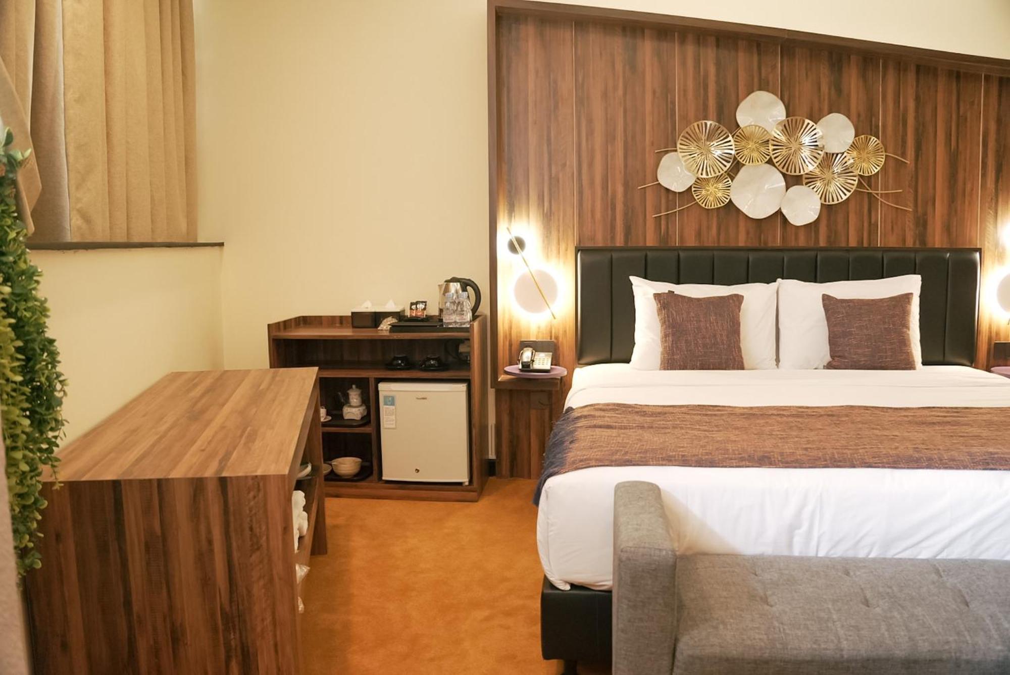 Oak Tree Urban Hotel Джакарта Екстер'єр фото