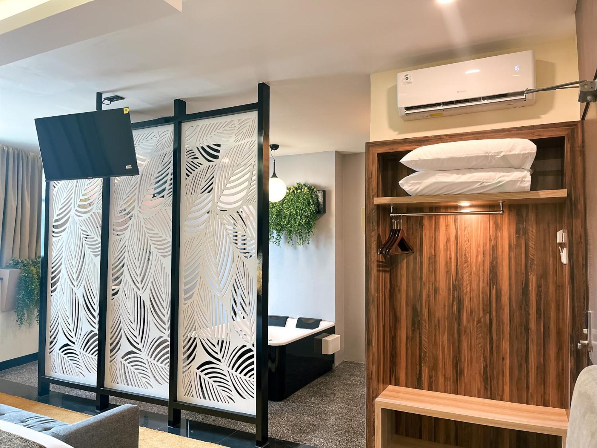 Oak Tree Urban Hotel Джакарта Екстер'єр фото
